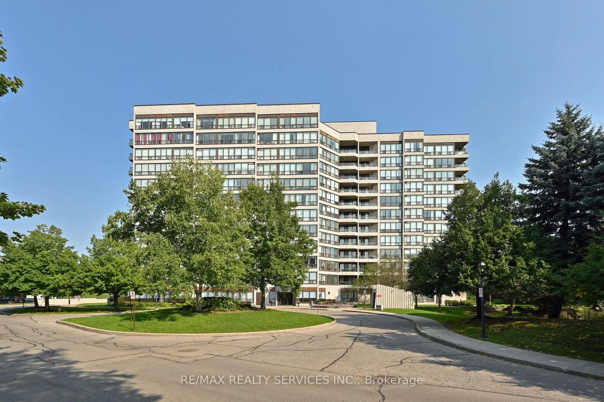 Front of Unit #1210, 10 Laurelcrest Street