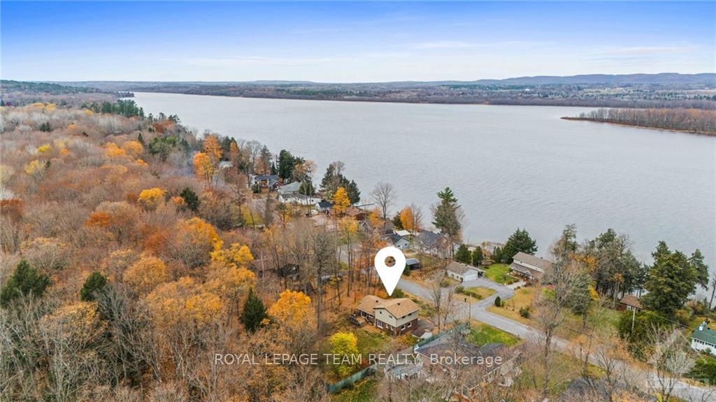 Photo 2 of 351 Riverwood Drive, Ottawa, Woodlawn/Maclarens Landing/Kilmaurs — HOMEH