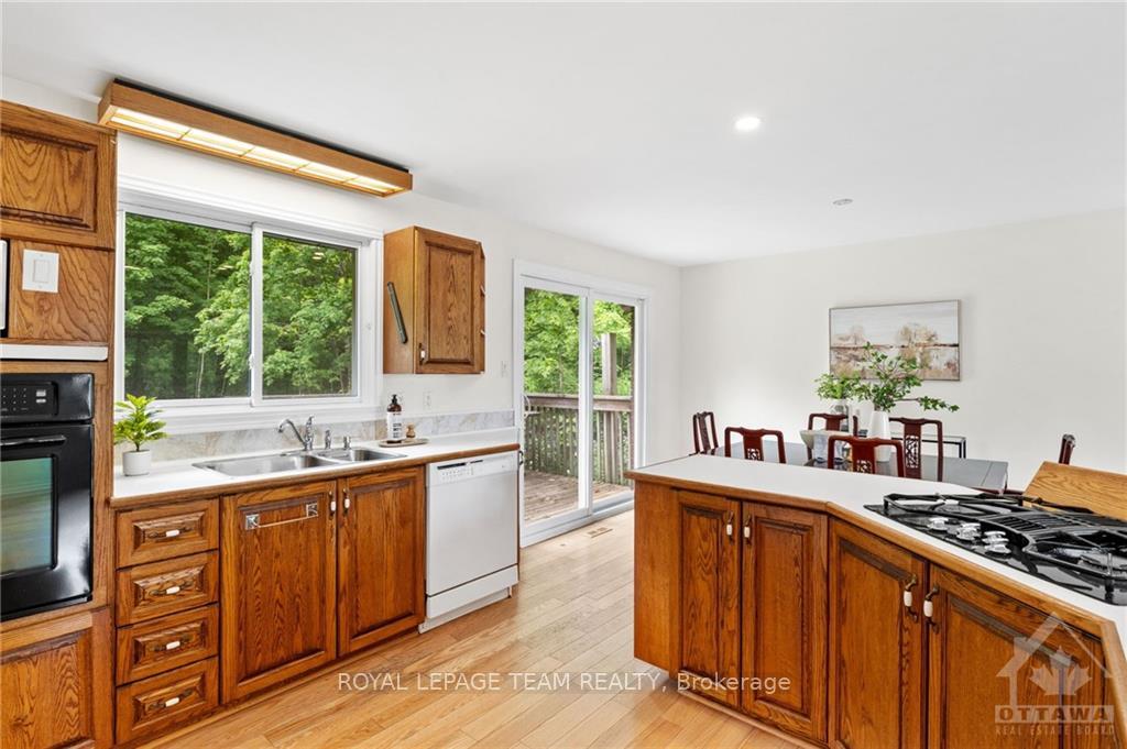 Photo 8 of 351 Riverwood Drive, Ottawa, Woodlawn/Maclarens Landing/Kilmaurs — HOMEH