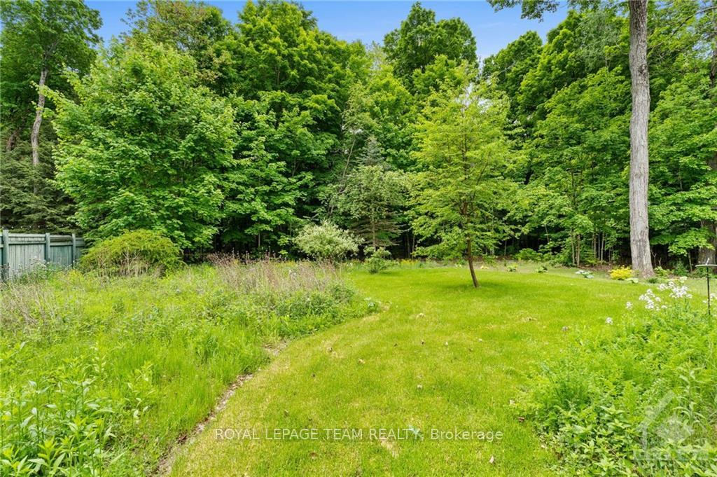 Photo 17 of 351 Riverwood Drive, Ottawa, Woodlawn/Maclarens Landing/Kilmaurs — HOMEH