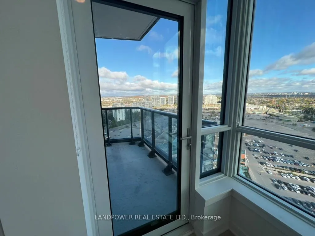 Photo 9 of Unit B-2208, 50 Upper Mall Way, Vaughan, Brownridge — HOMEH