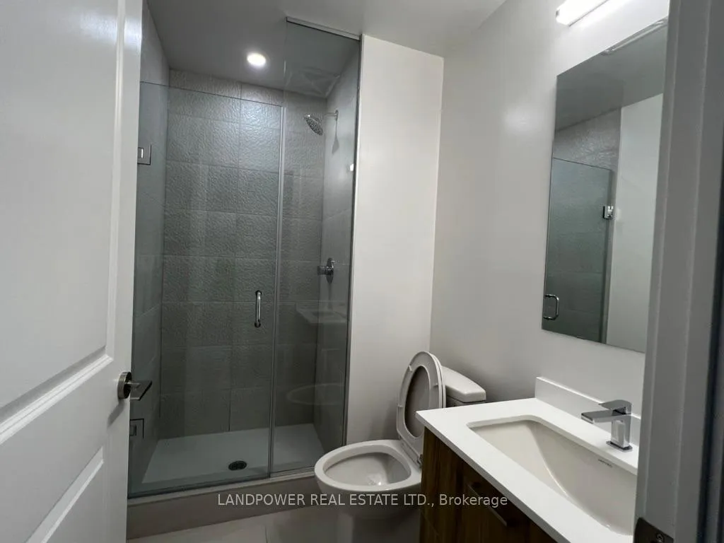 Photo 11 of Unit B-2208, 50 Upper Mall Way, Vaughan, Brownridge — HOMEH
