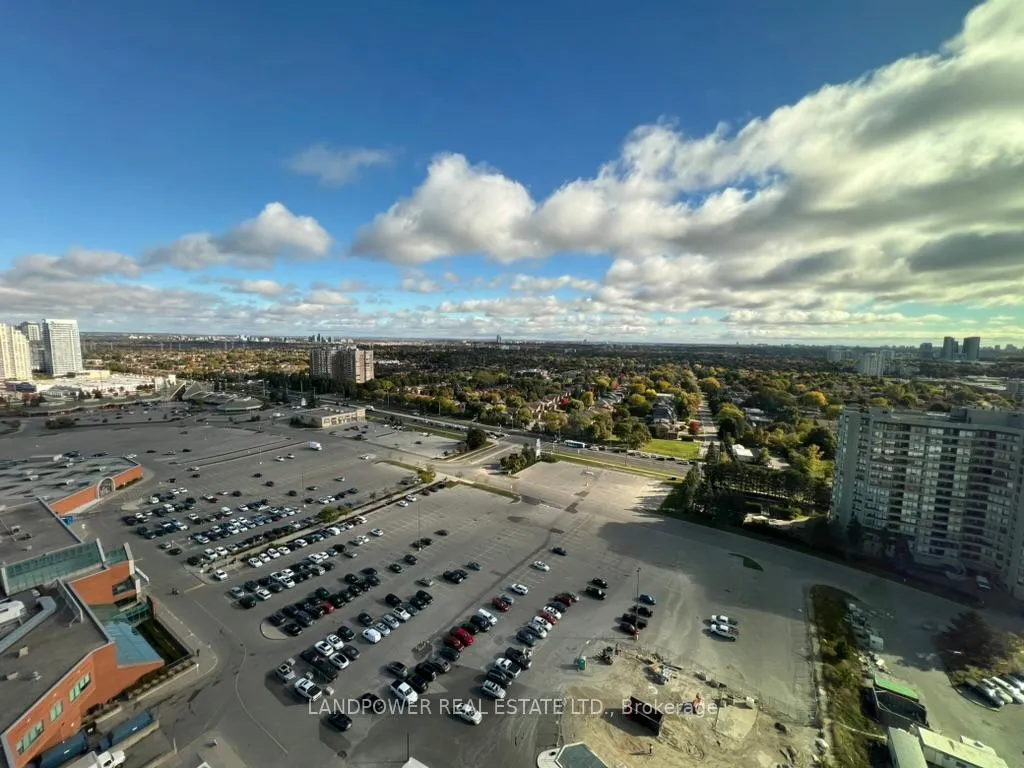 Photo 15 of Unit B-2208, 50 Upper Mall Way, Vaughan, Brownridge — HOMEH
