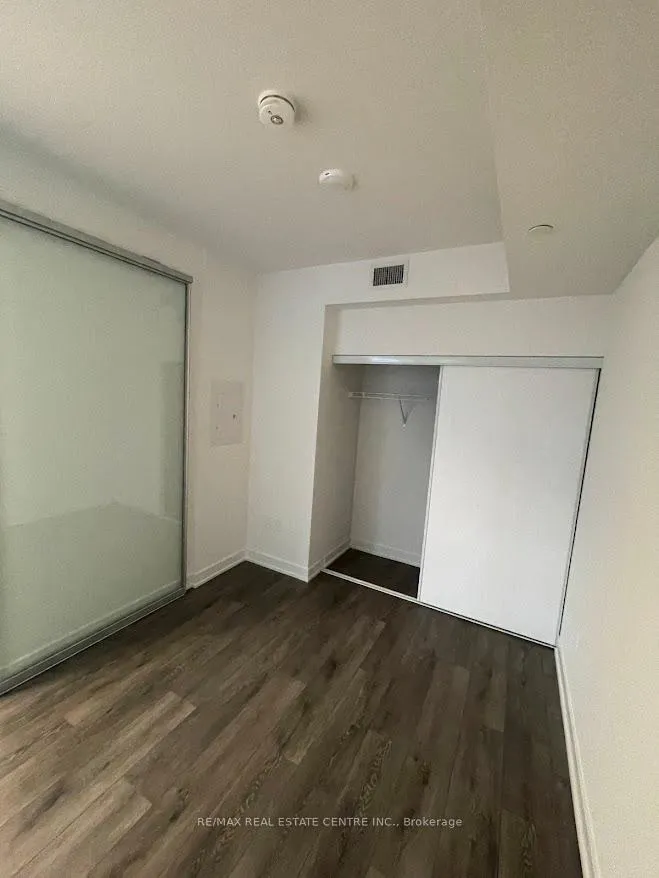 Photo 9 of Unit 2107, 127 Broadway Avenue, Toronto, Yonge-Eglinton — HOMEH