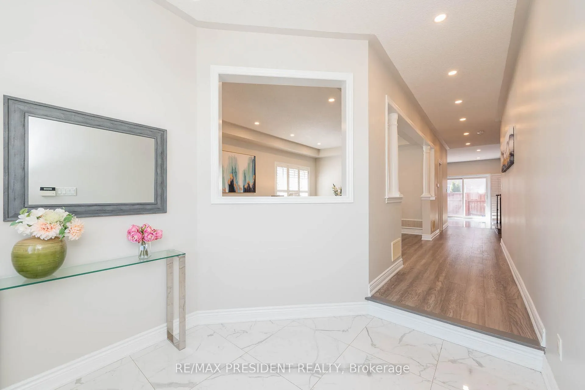 Photo 4 of 3 Carmel Crescent, Brampton, Vales of Castlemore North — HOMEH