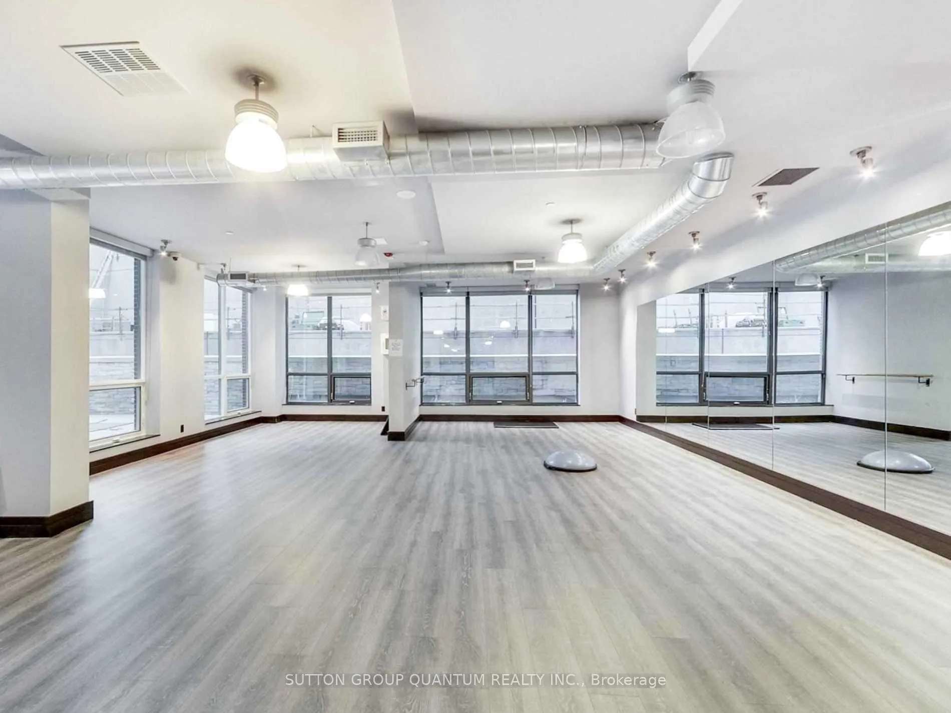 Photo 17 of Unit 515, 38 The Esplanade, Toronto, Waterfront Communities — HOMEH