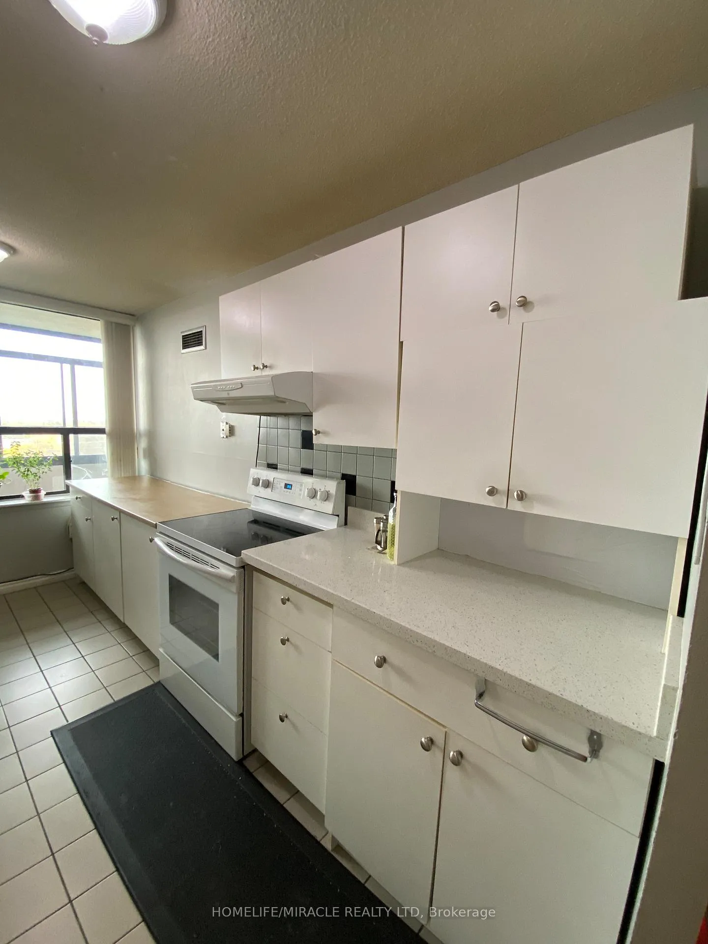 Photo 9 of Unit 903, 18 Knightsbridge Road, Brampton, Queen Street Corridor — HOMEH