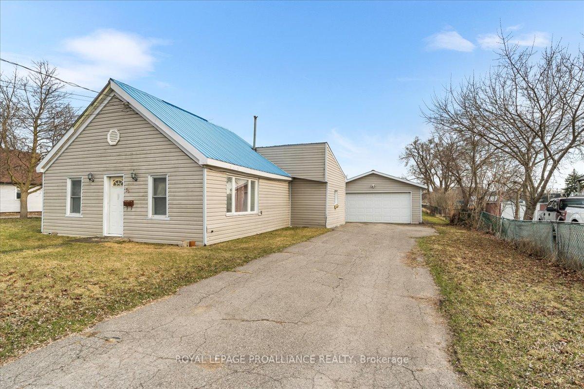 Photo 3 of 59 Byron Street, Belleville, Belleville Ward — HOMEH