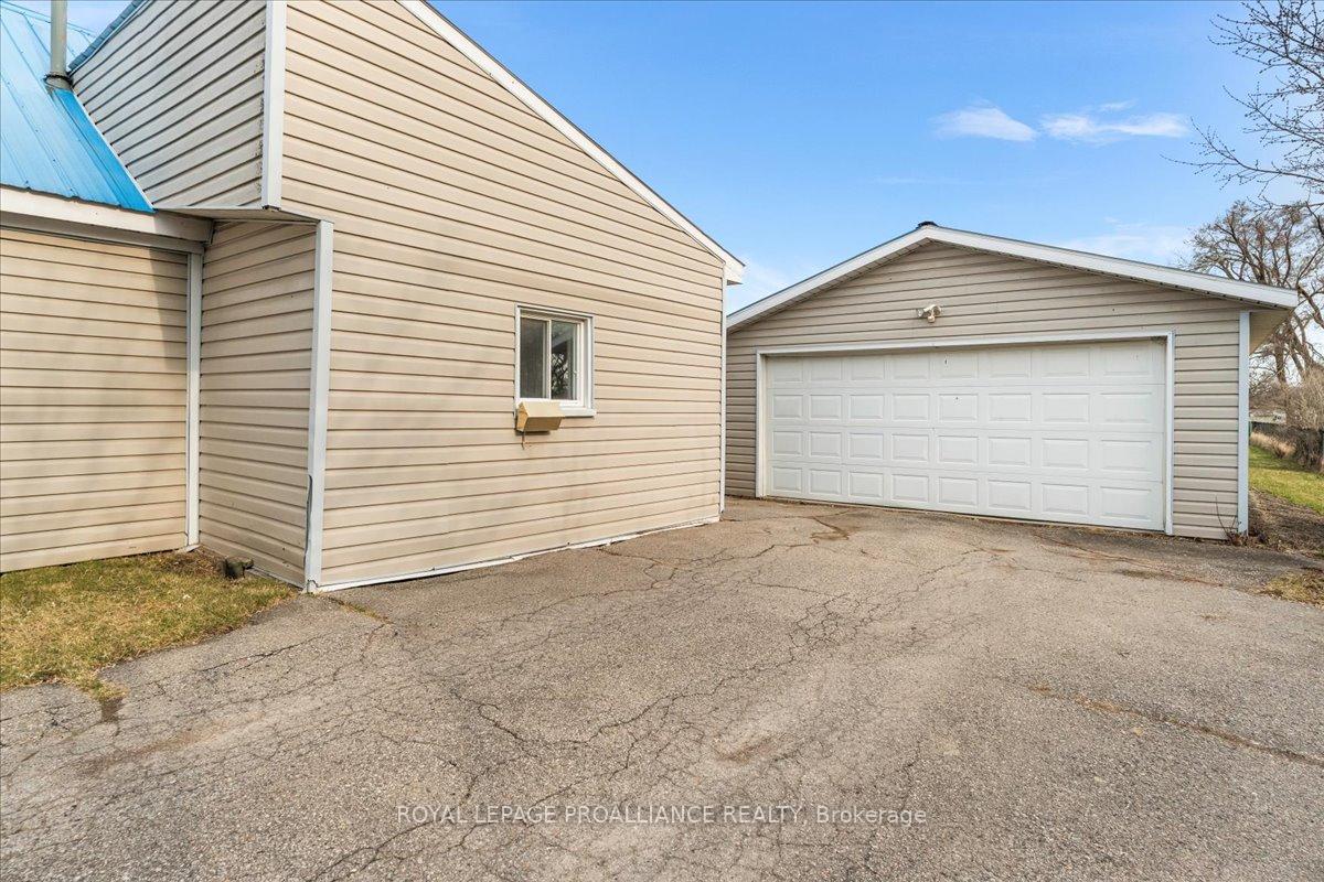 Photo 4 of 59 Byron Street, Belleville, Belleville Ward — HOMEH