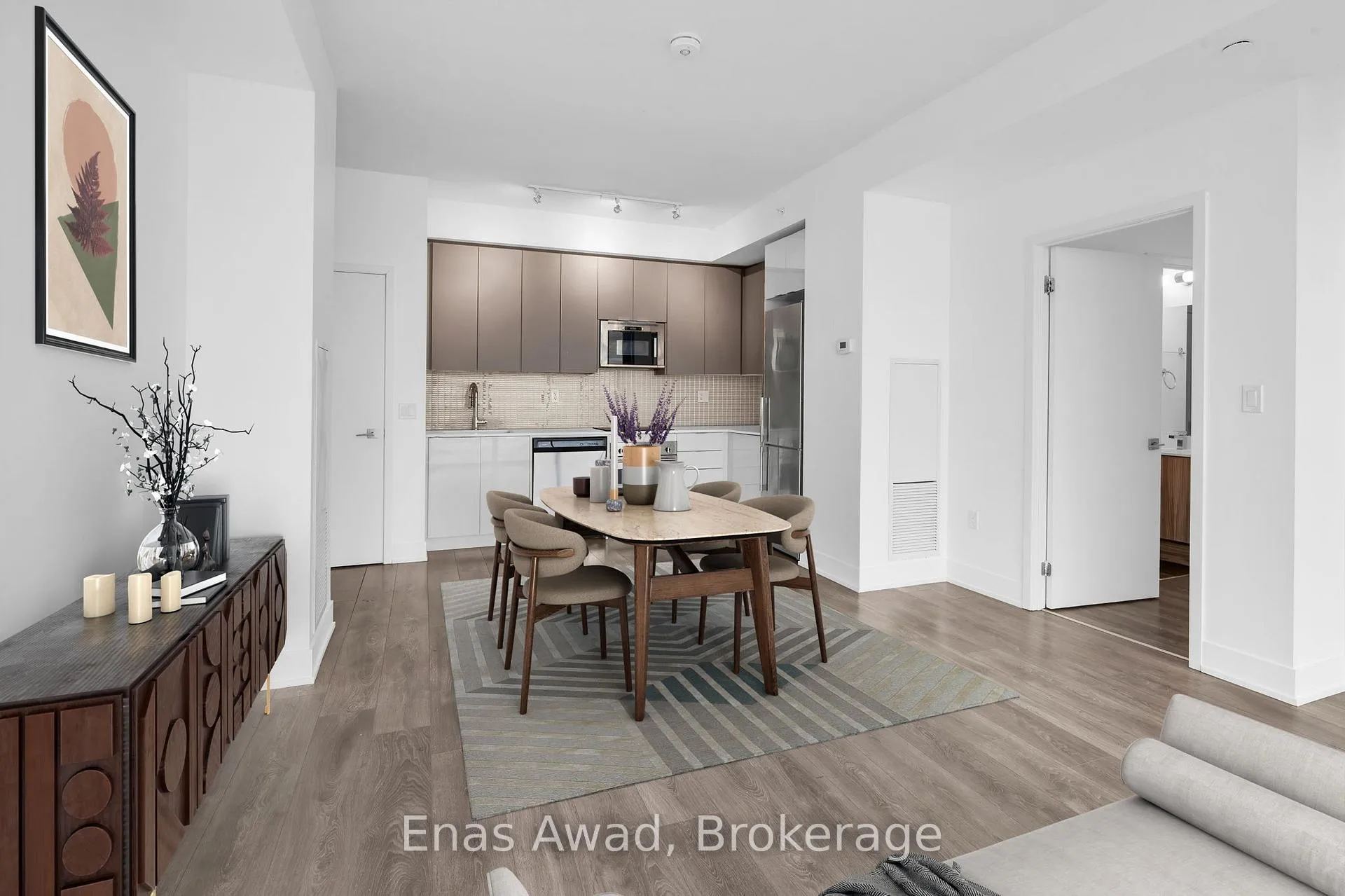 Photo 2 of Unit 3207, 2916 Highway 7, Vaughan, Concord — HOMEH