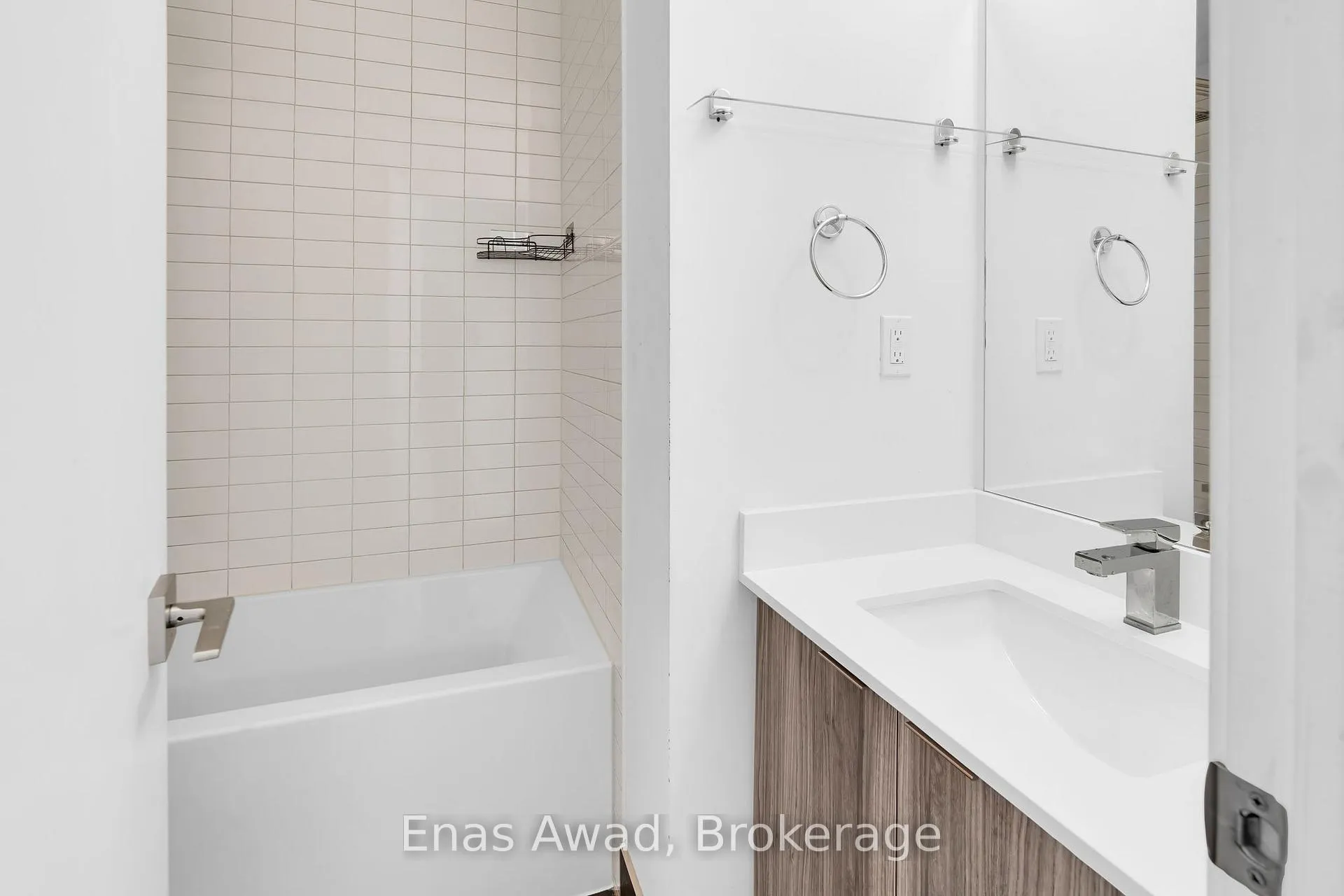 Photo 23 of Unit 3207, 2916 Highway 7, Vaughan, Concord — HOMEH