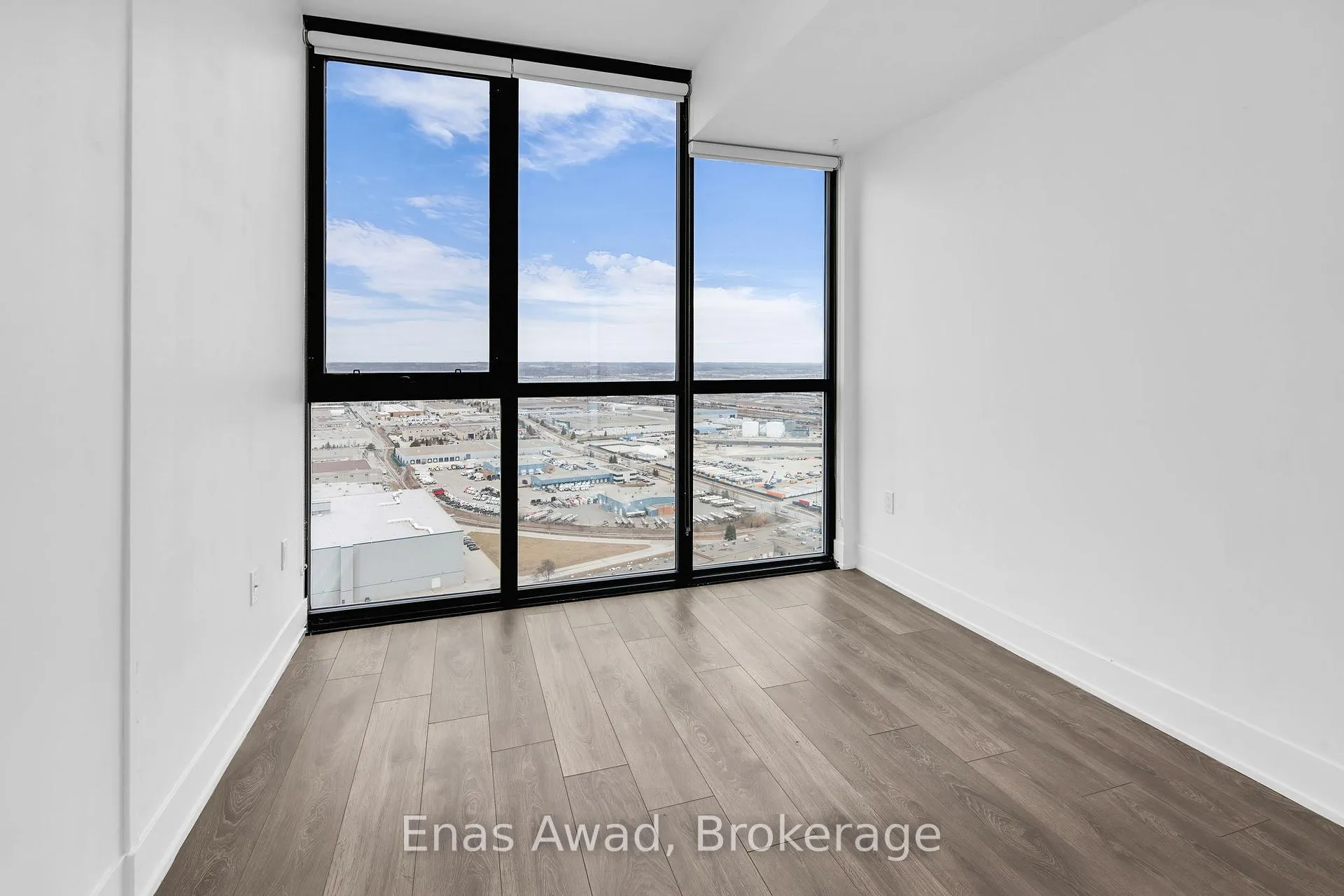 Photo 24 of Unit 3207, 2916 Highway 7, Vaughan, Concord — HOMEH