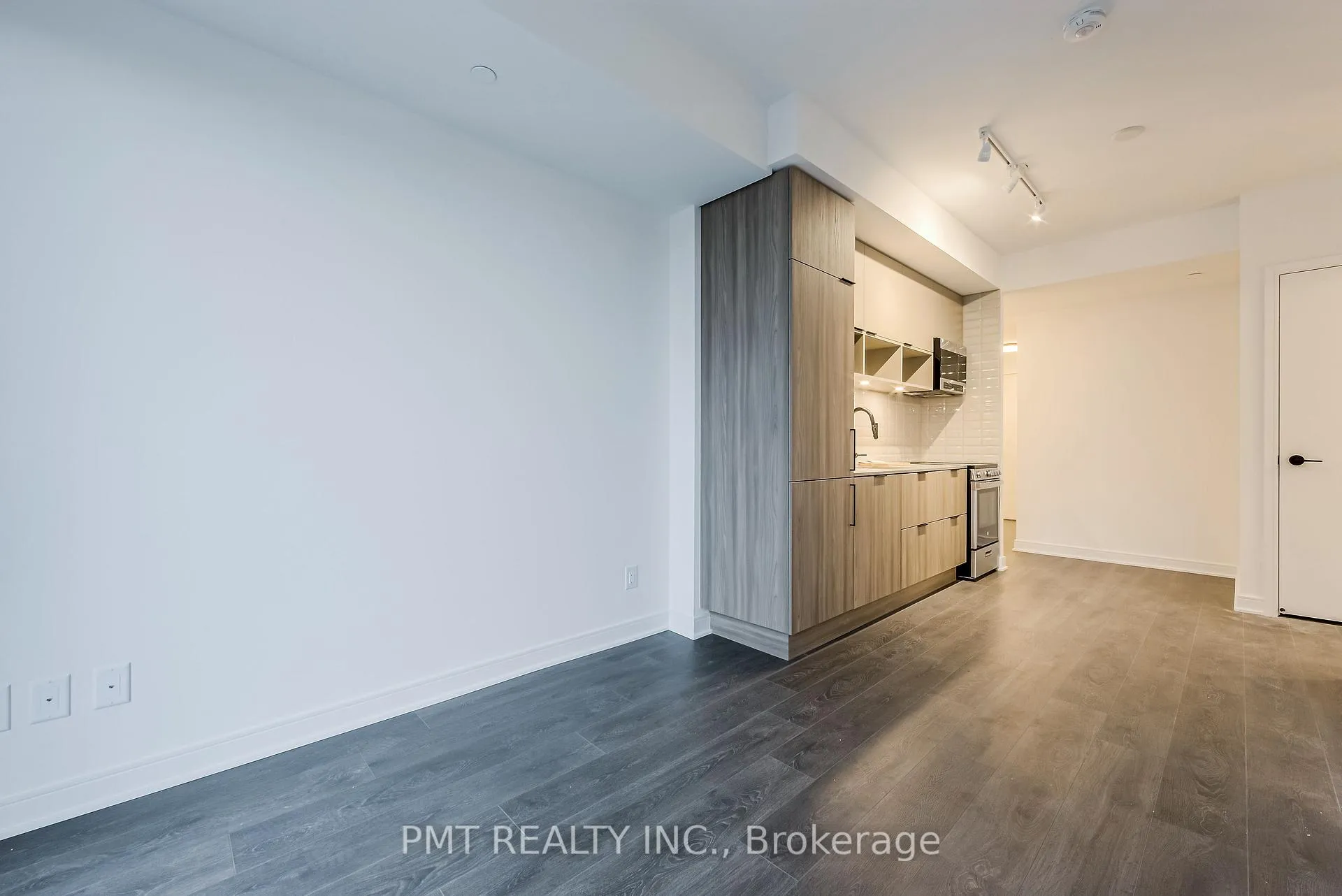 Photo 11 of Unit N612, 35 Rolling Mills Road, Toronto, Waterfront Communities — HOMEH