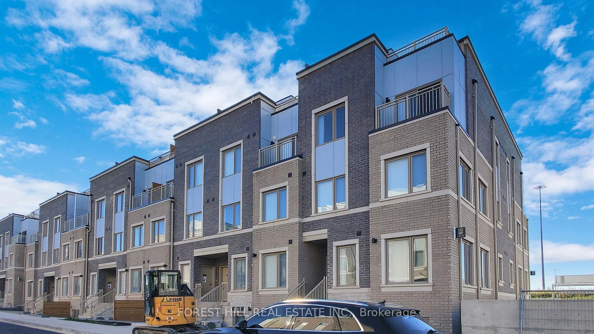 Photo 1 of Unit TH 313, 130 Honeycrisp Crescent, Vaughan, Vaughan Corporate Centre — HOMEH