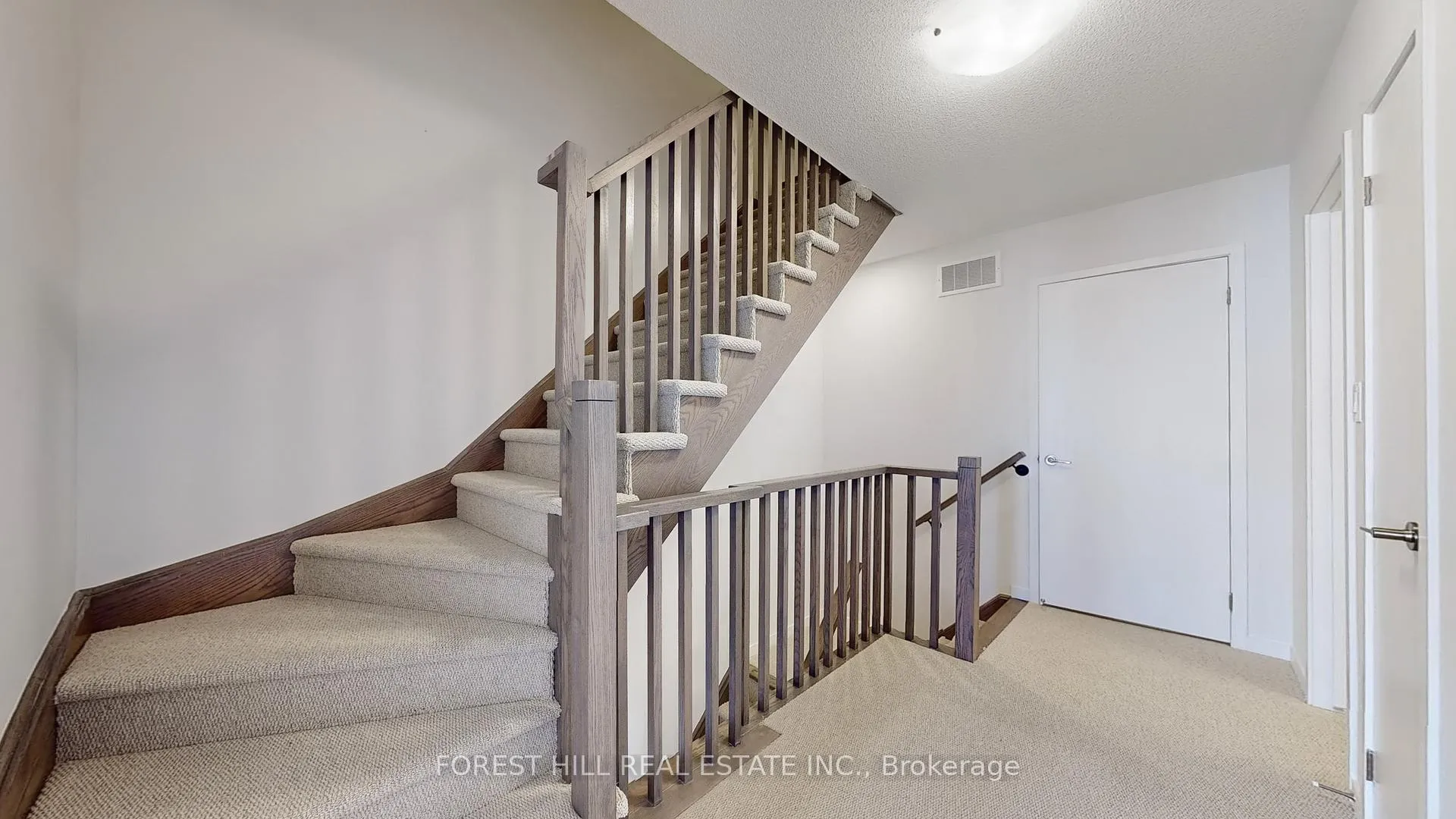 Photo 30 of Unit TH 313, 130 Honeycrisp Crescent, Vaughan, Vaughan Corporate Centre — HOMEH