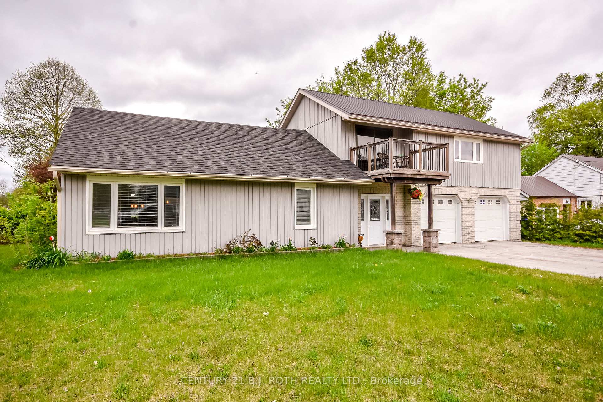 Photo 3 of 129 Auburn Street, Essa, Angus — HOMEH