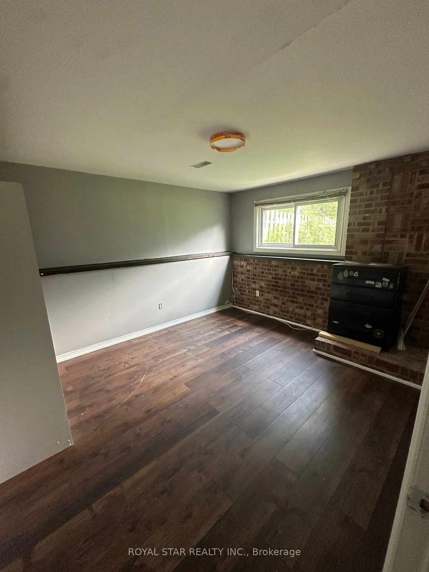 Photo 3 of 99 Romy Crescent, Thorold, Confederation Heights — HOMEH