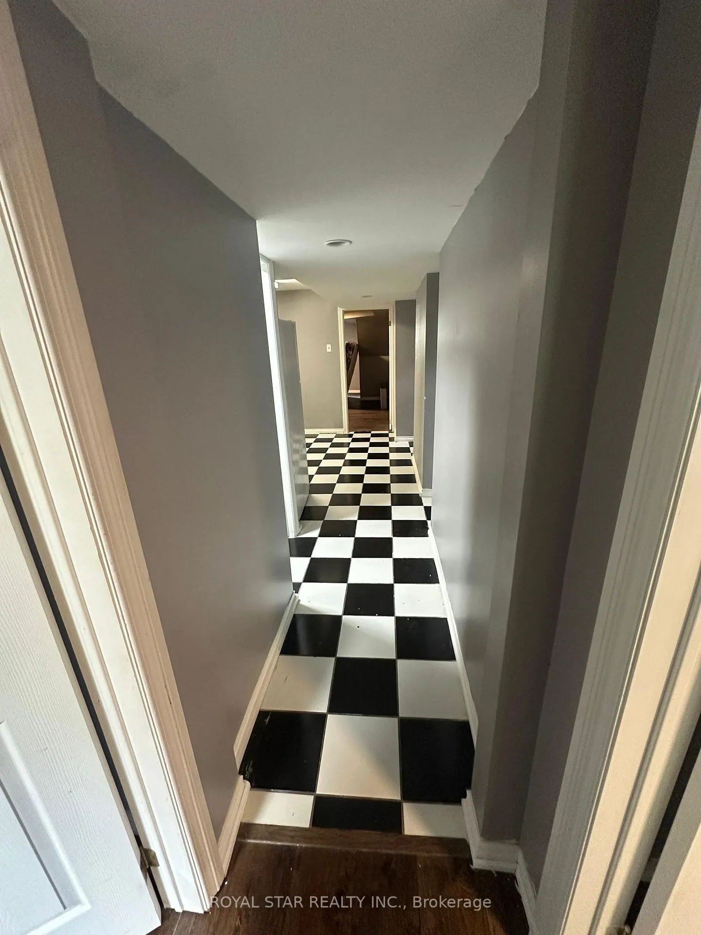 Photo 6 of 99 Romy Crescent, Thorold, Confederation Heights — HOMEH