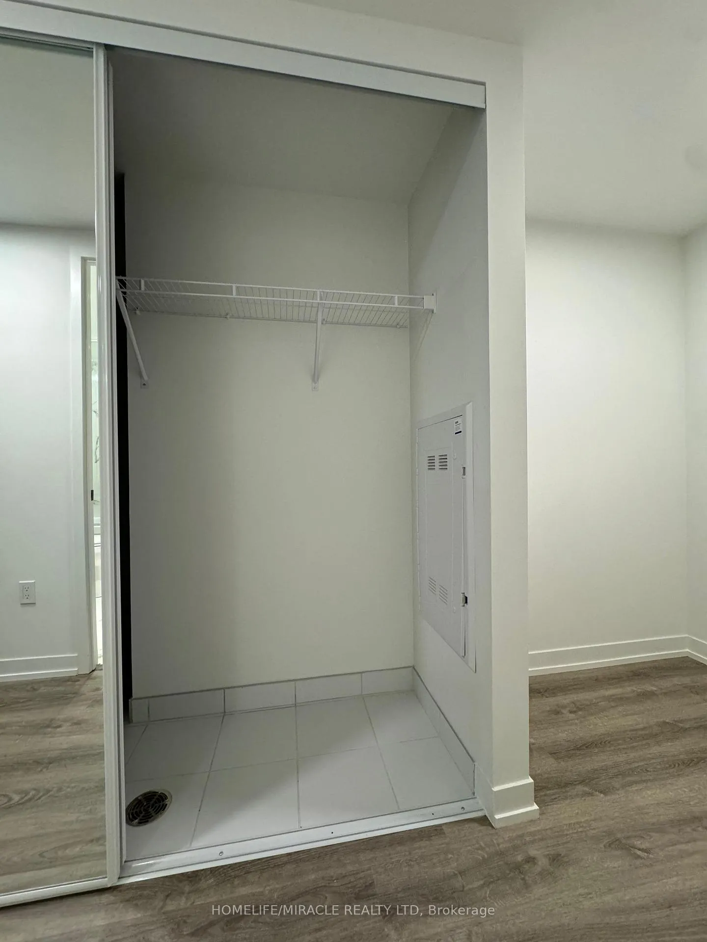 Photo 6 of Unit 316, 195 Commerce Street, Vaughan, Vaughan Corporate Centre — HOMEH