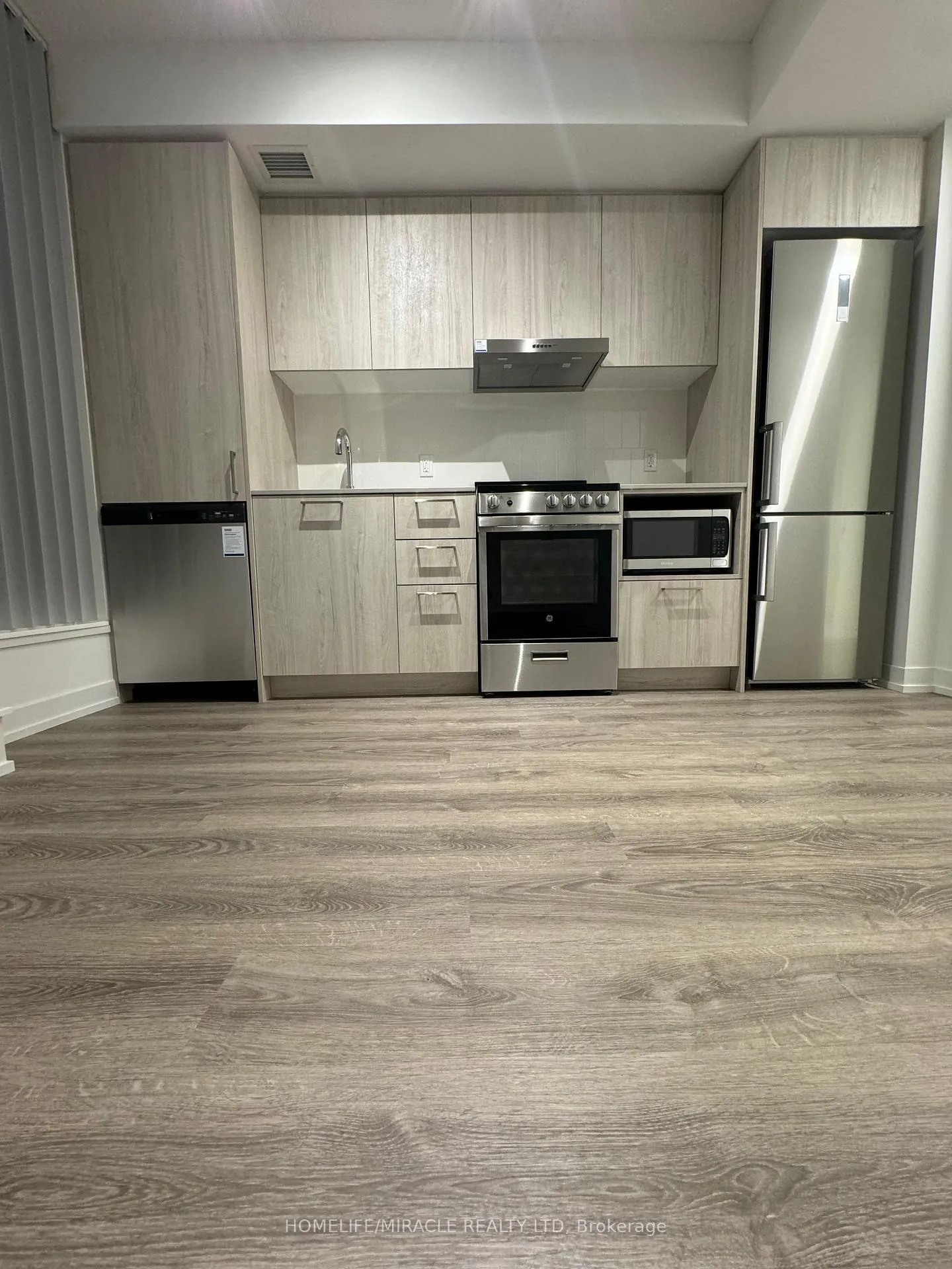 Photo 9 of Unit 316, 195 Commerce Street, Vaughan, Vaughan Corporate Centre — HOMEH