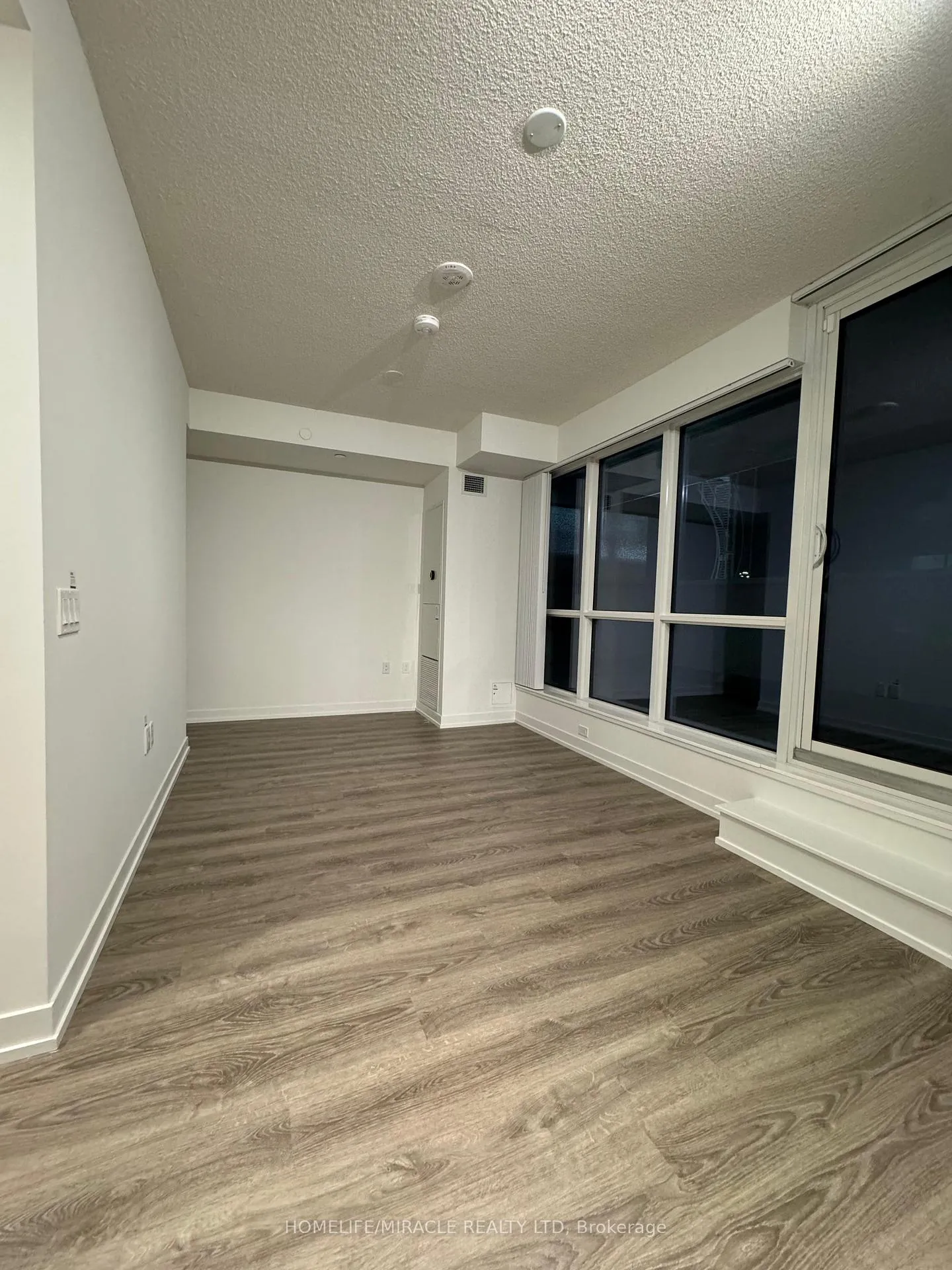 Photo 11 of Unit 316, 195 Commerce Street, Vaughan, Vaughan Corporate Centre — HOMEH
