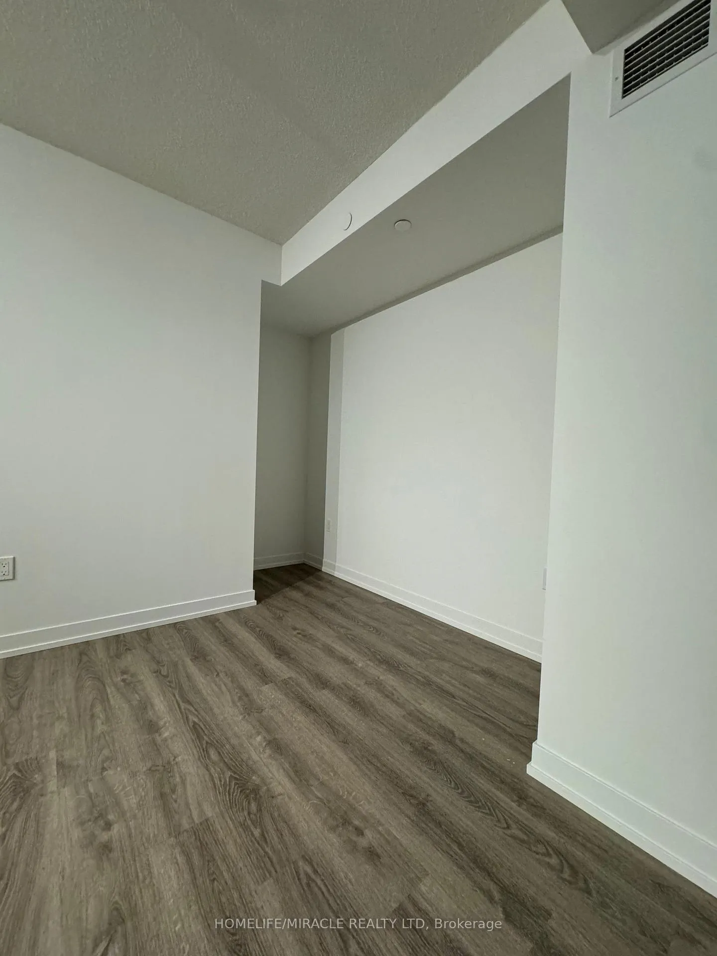 Photo 12 of Unit 316, 195 Commerce Street, Vaughan, Vaughan Corporate Centre — HOMEH