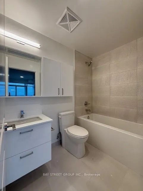 Photo 8 of Unit 2307, 50 Upper Mall Way, Vaughan, Brownridge — HOMEH