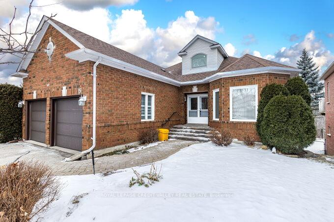 Photo 4 of 15 Kirkwood Crescent, Caledon, Rural Caledon — HOMEH