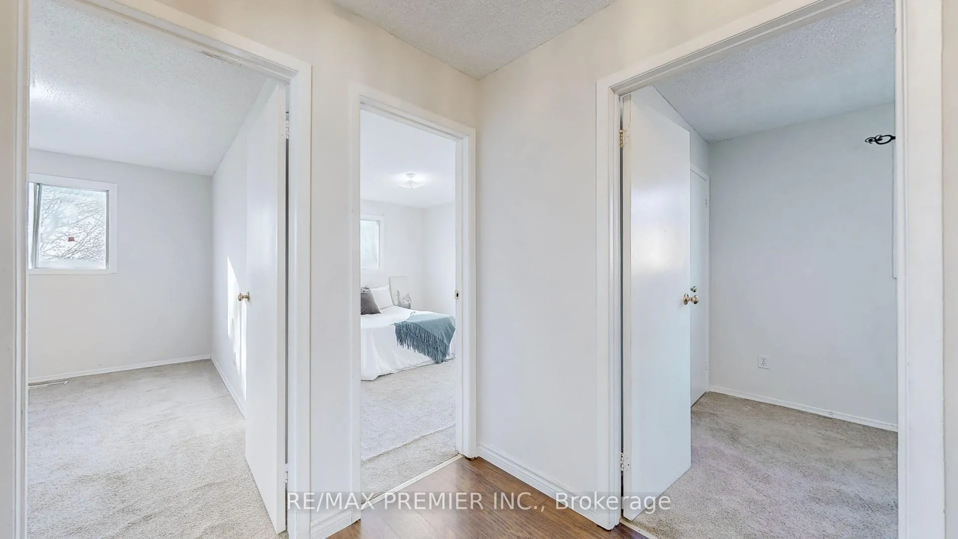 Photo 23 of 105 Fairglen Avenue, Brampton, Brampton West — HOMEH