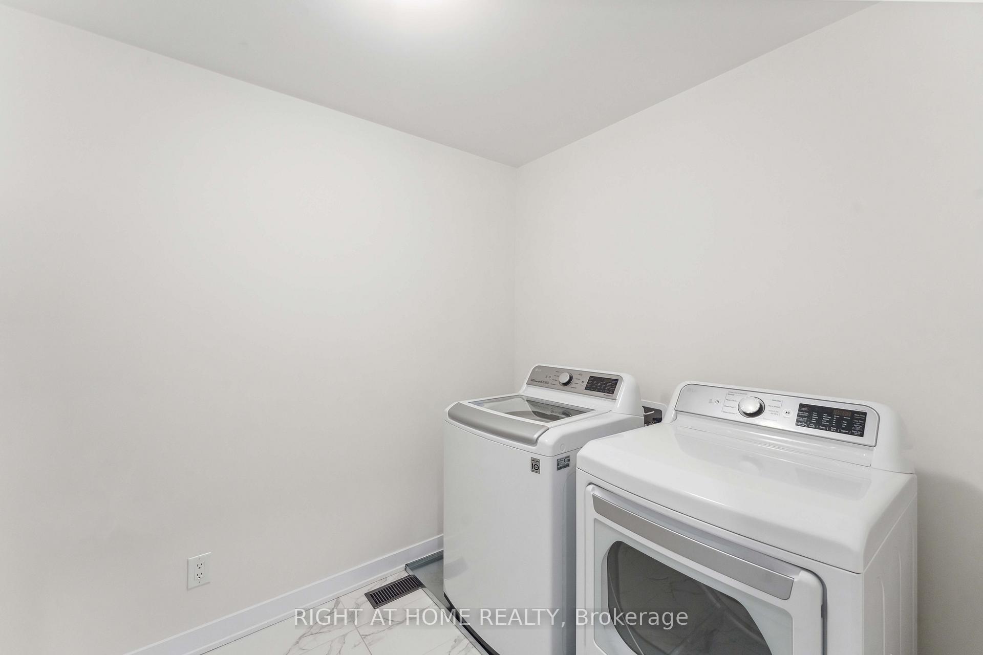 Photo 32 of 79 Esban Drive, Ottawa, Blossom Park/Kemp Park/Findlay Creek — HOMEH