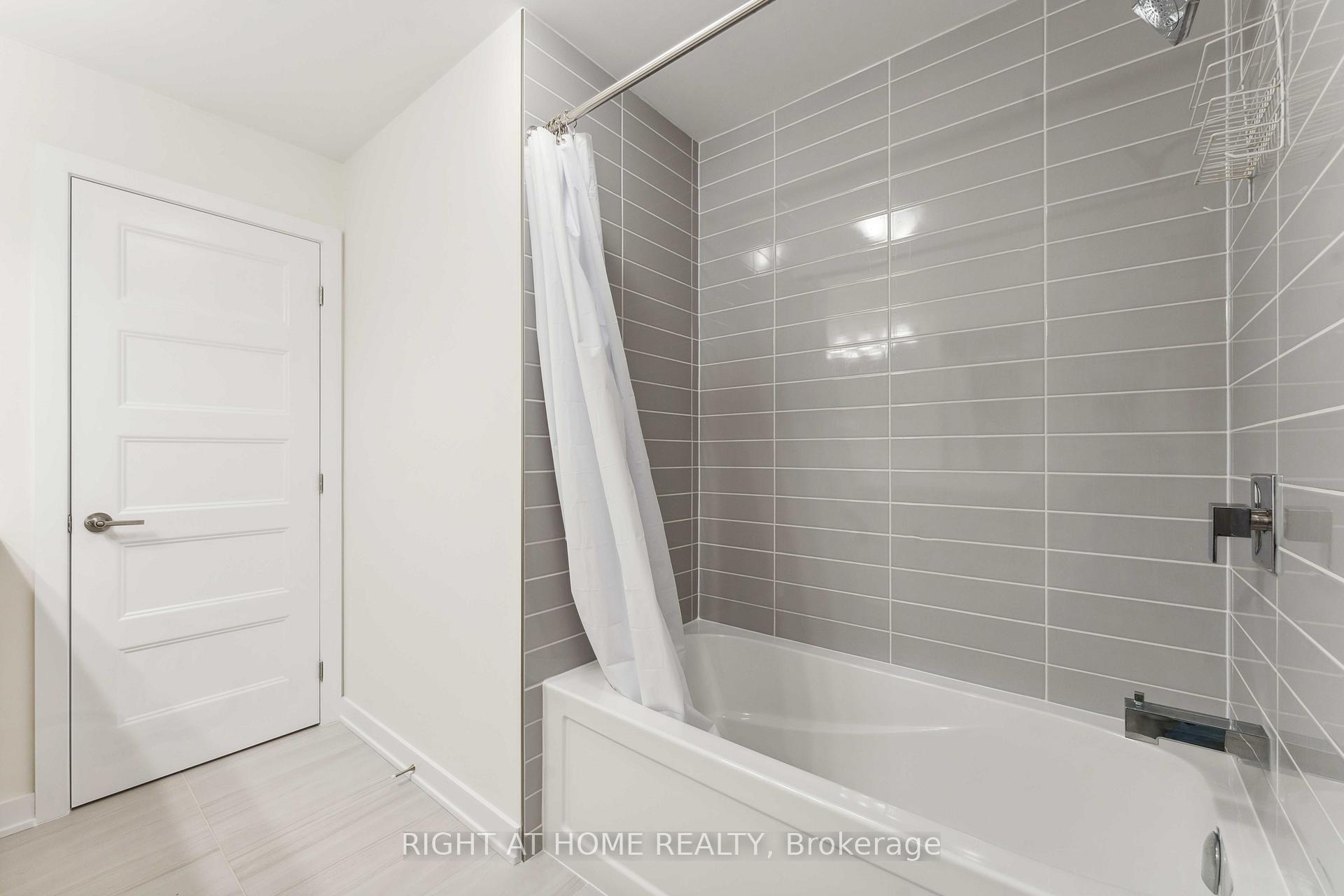 Photo 37 of 79 Esban Drive, Ottawa, Blossom Park/Kemp Park/Findlay Creek — HOMEH