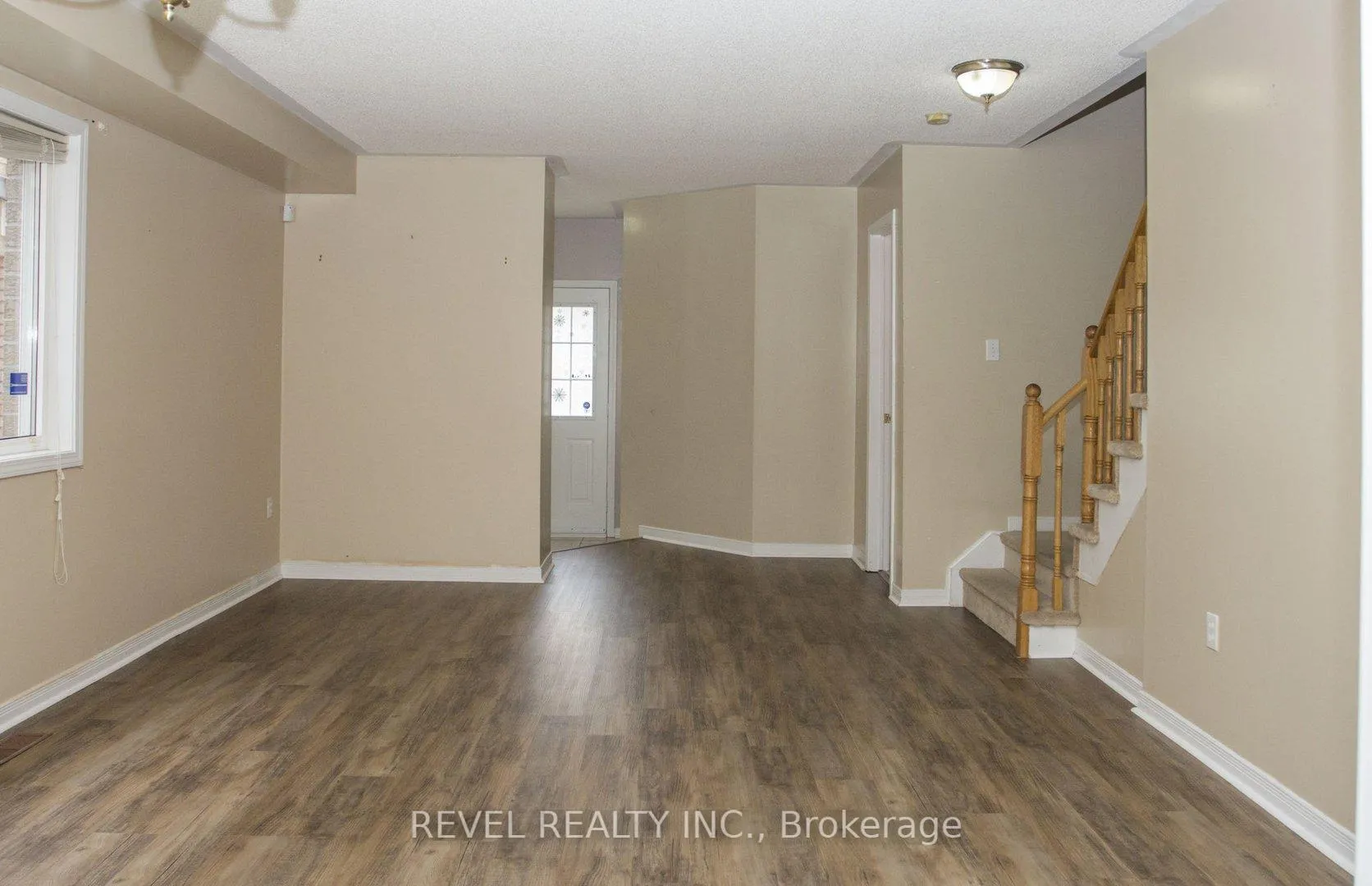 Photo 5 of 97 Native Landing, Brampton, Fletcher's Creek Village — HOMEH