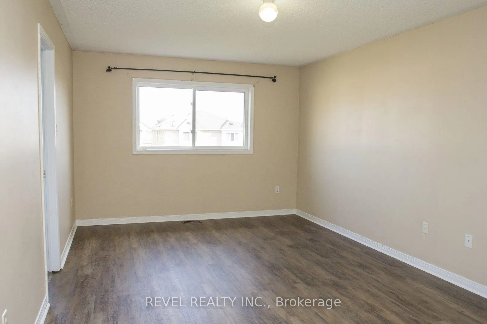 Photo 18 of 97 Native Landing, Brampton, Fletcher's Creek Village — HOMEH