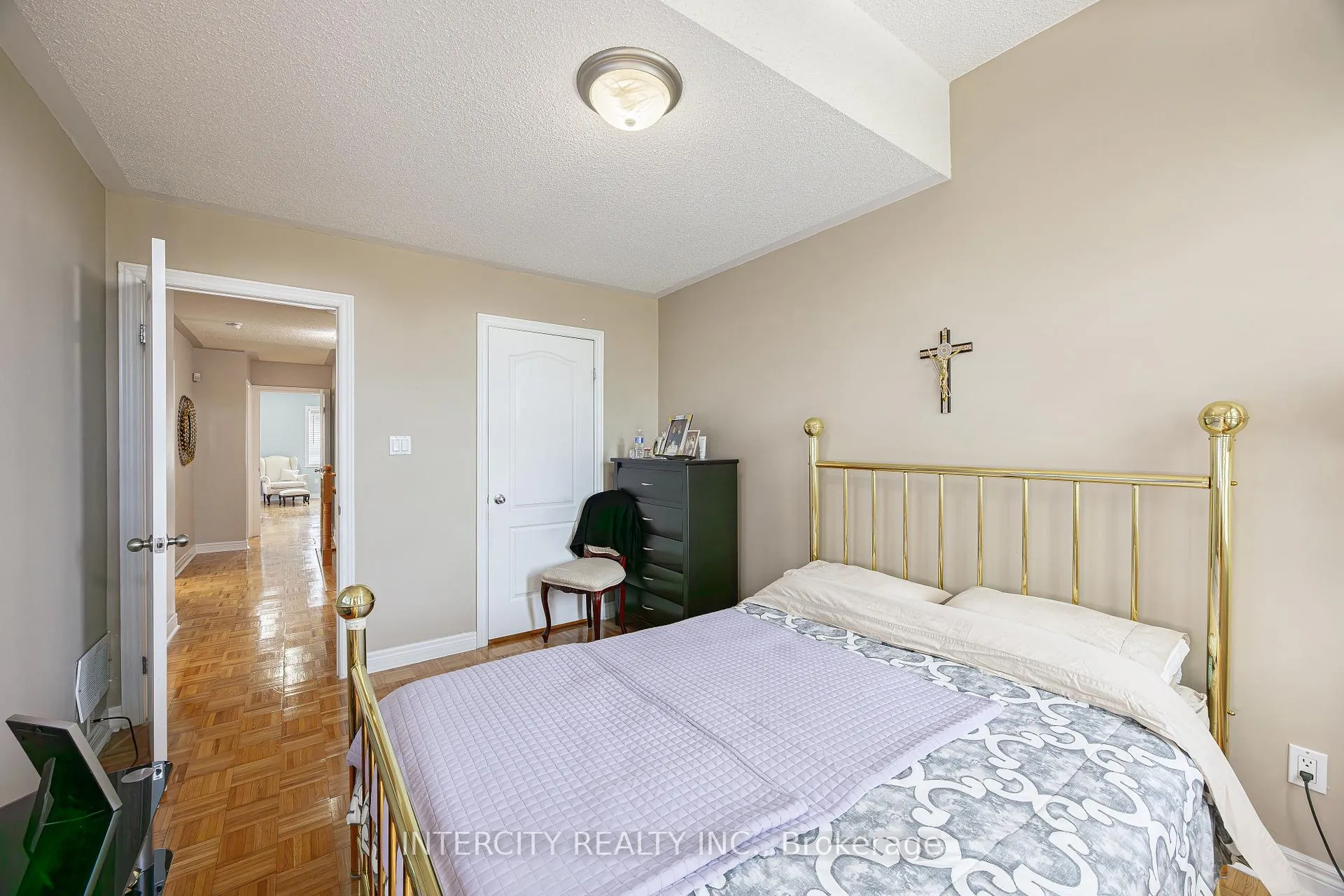 Photo 28 of 91 Adventure Crescent, Vaughan, Vellore Village — HOMEH