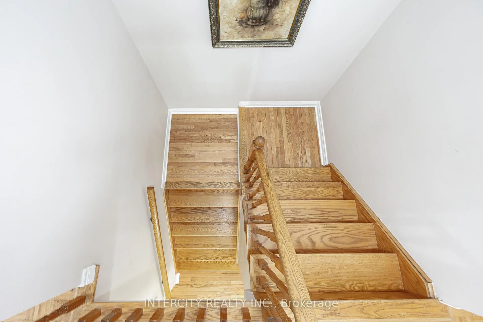 Photo 31 of 91 Adventure Crescent, Vaughan, Vellore Village — HOMEH