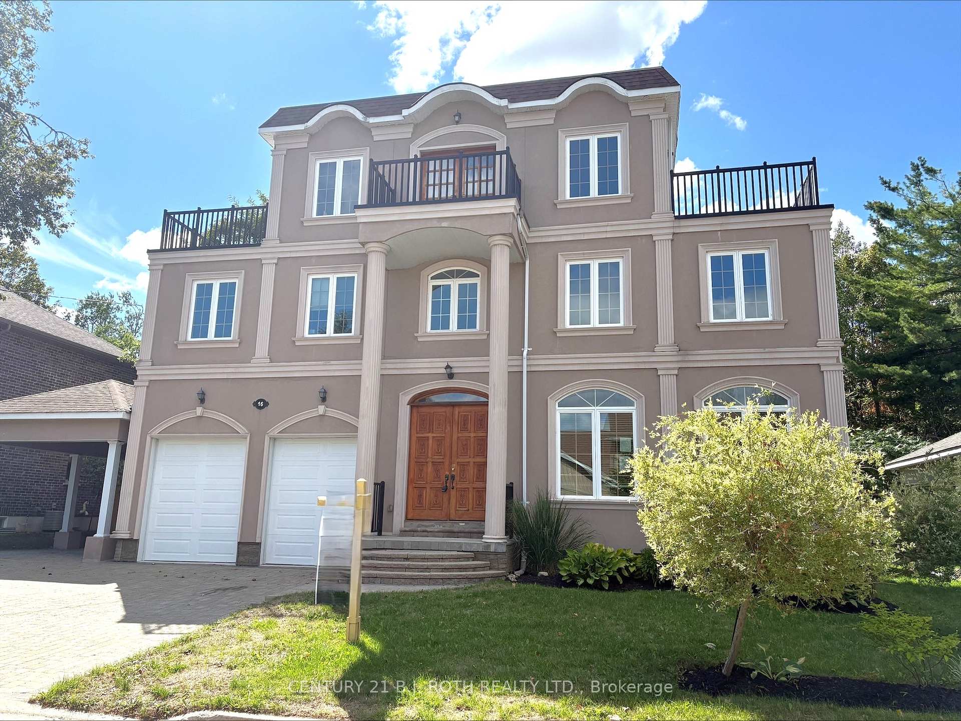 Front of 16 Gray Lane