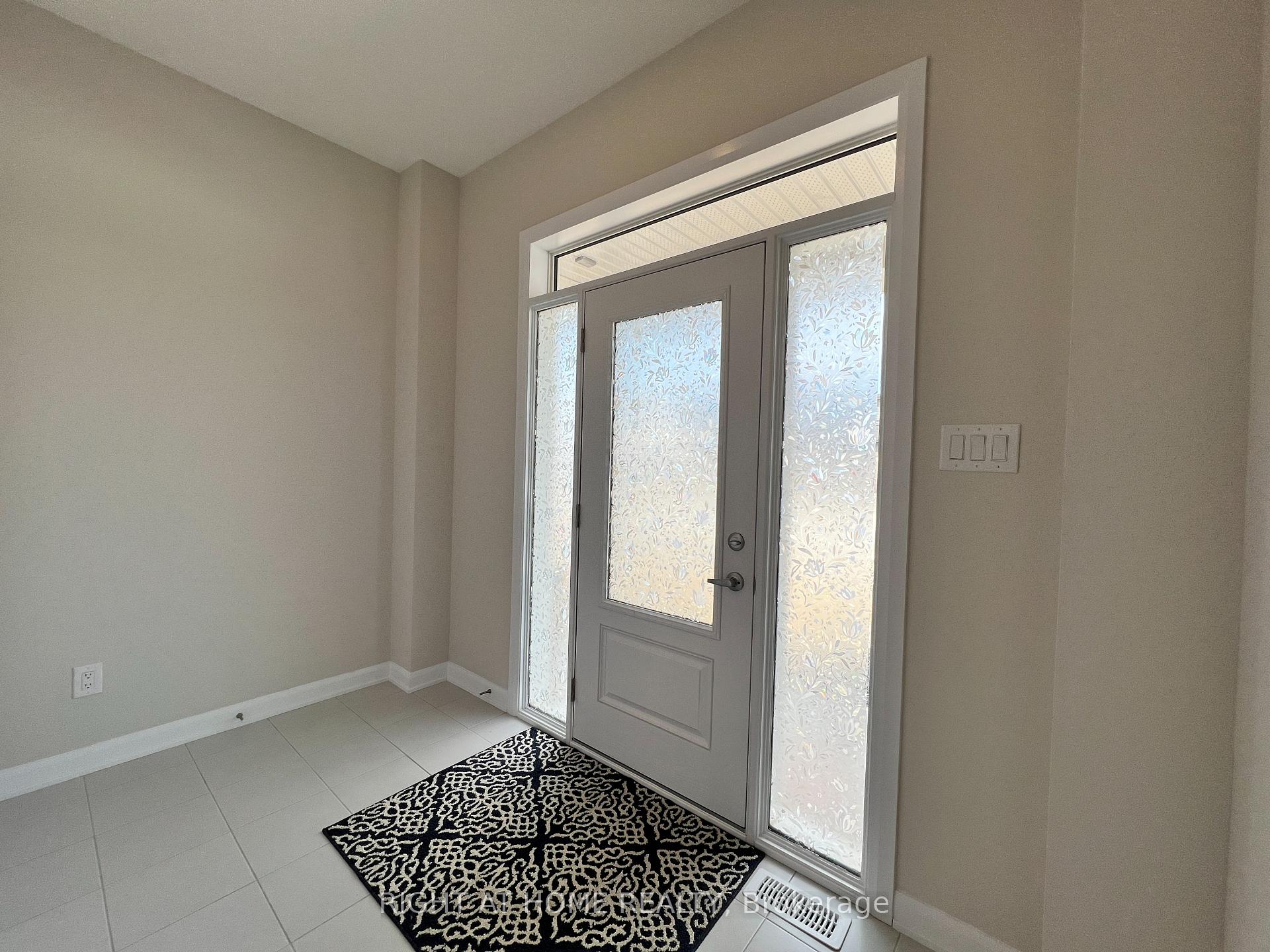 Photo 2 of 855 Cappamore Drive, Ottawa, Barrhaven - Half Moon Bay — HOMEH