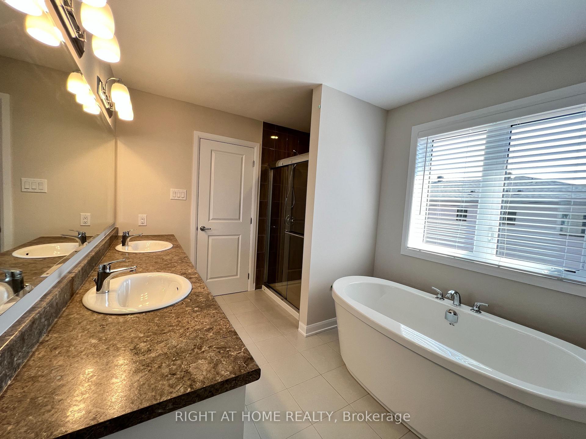 Photo 15 of 855 Cappamore Drive, Ottawa, Barrhaven - Half Moon Bay — HOMEH