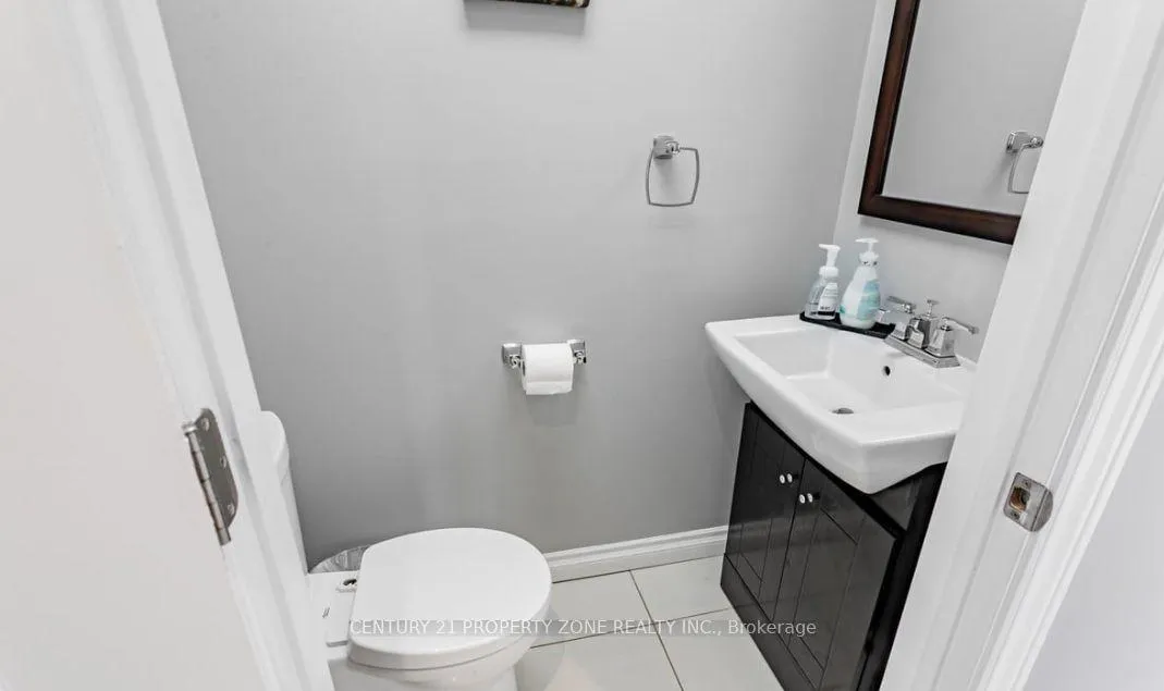 Photo 13 of 156 Martindale Crescent, Brampton, Bram West — HOMEH
