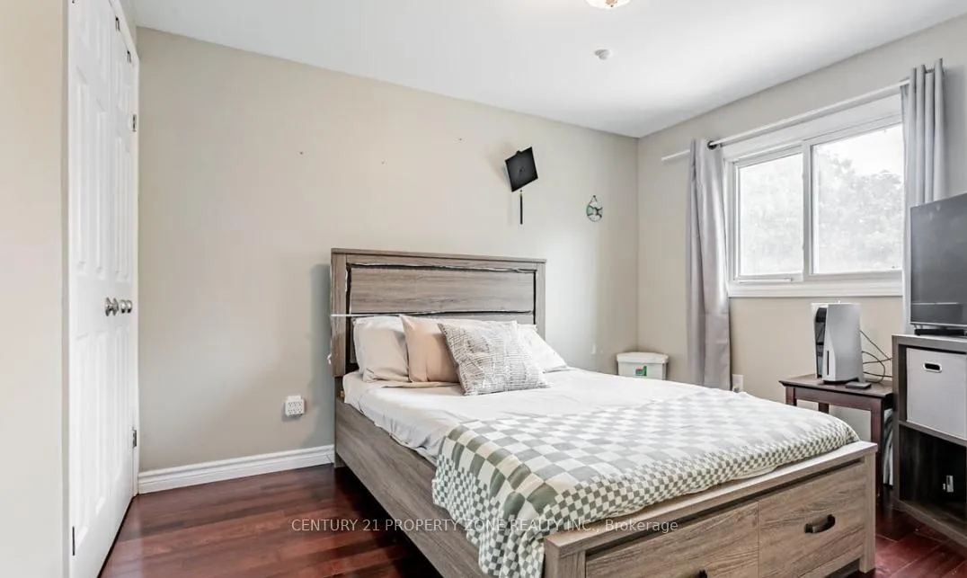 Photo 15 of 156 Martindale Crescent, Brampton, Bram West — HOMEH