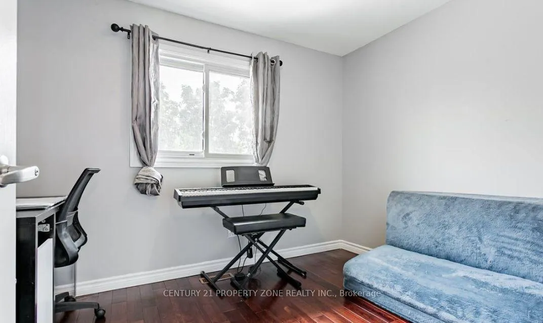 Photo 19 of 156 Martindale Crescent, Brampton, Bram West — HOMEH