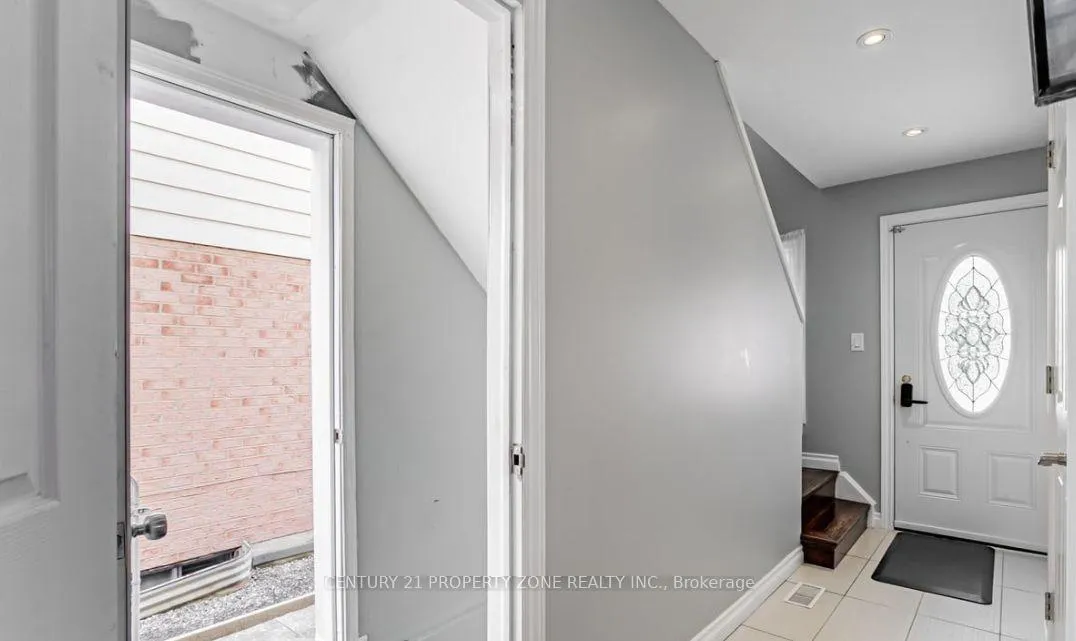 Photo 20 of 156 Martindale Crescent, Brampton, Bram West — HOMEH