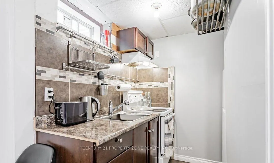 Photo 23 of 156 Martindale Crescent, Brampton, Bram West — HOMEH