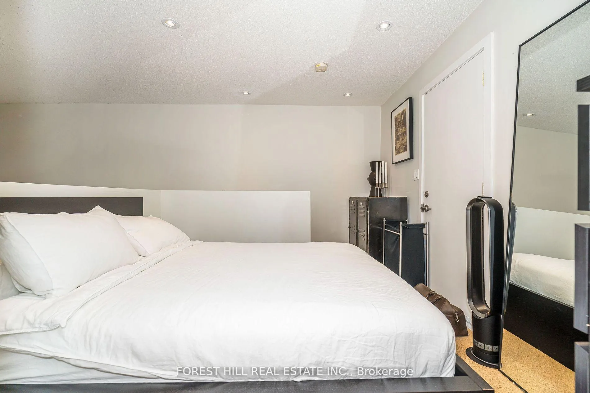 Photo 21 of Unit 325, 21 Earl Street, Toronto, Cabbagetown-South St. James Town — HOMEH