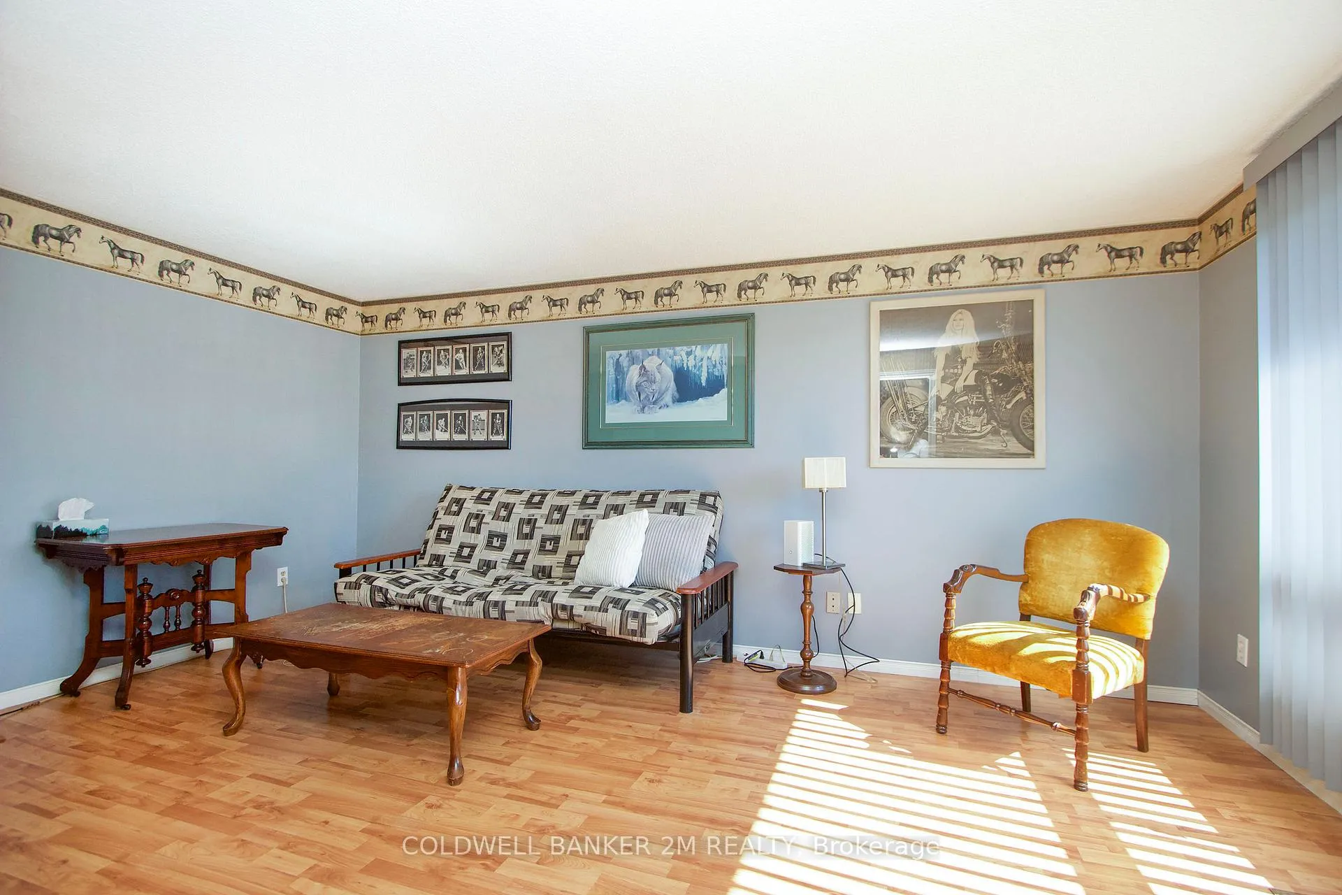 Photo 5 of 719 Wesley Drive, Oshawa, Donevan — HOMEH