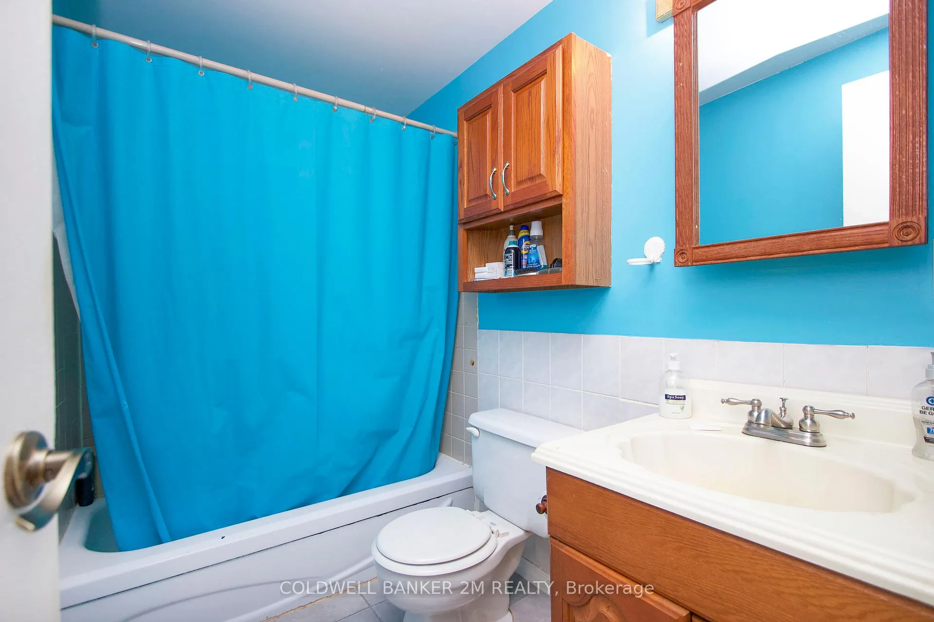 Photo 10 of 719 Wesley Drive, Oshawa, Donevan — HOMEH
