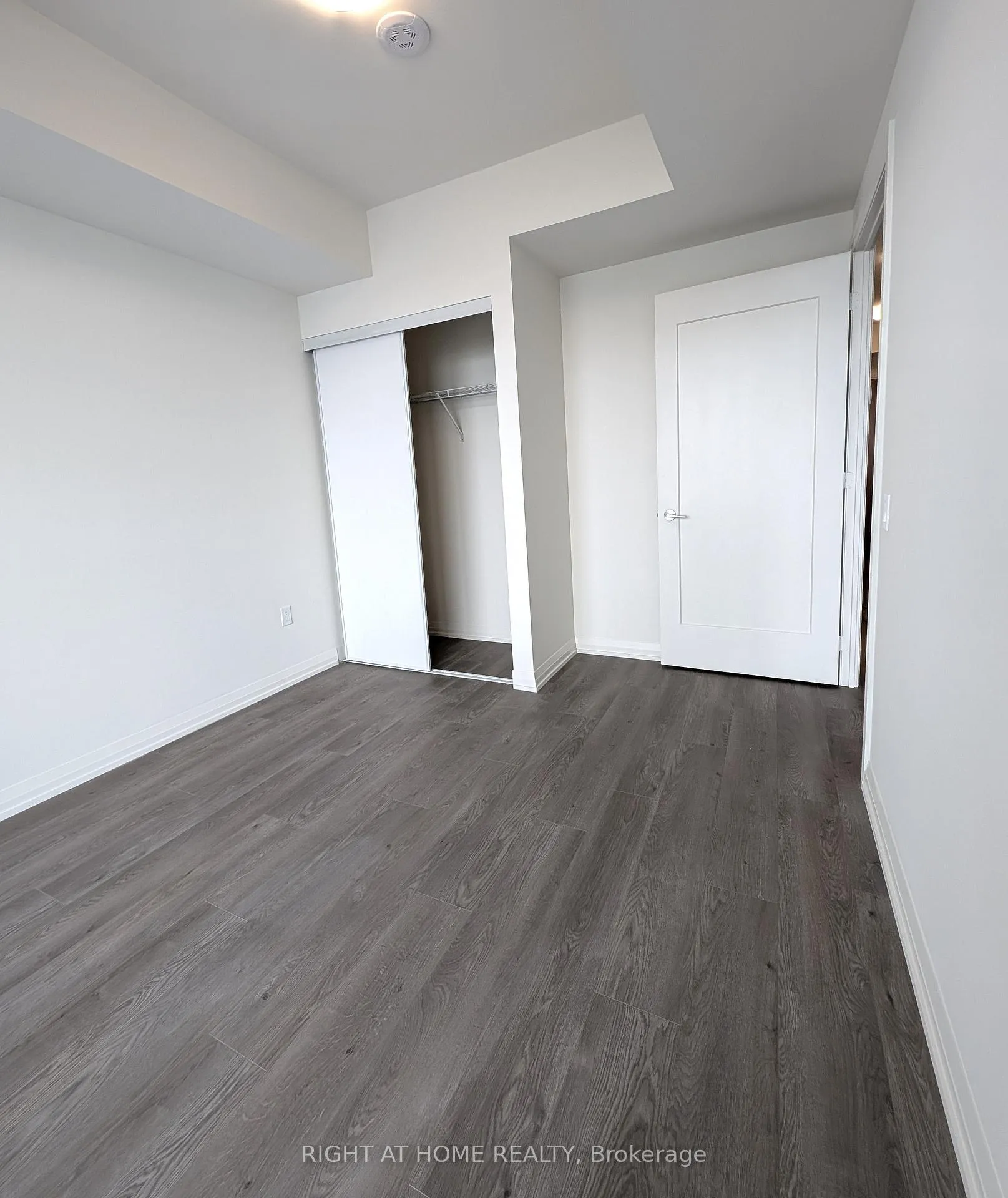 Photo 14 of Unit 408, 8960 Jane Street, Vaughan, Vellore Village — HOMEH