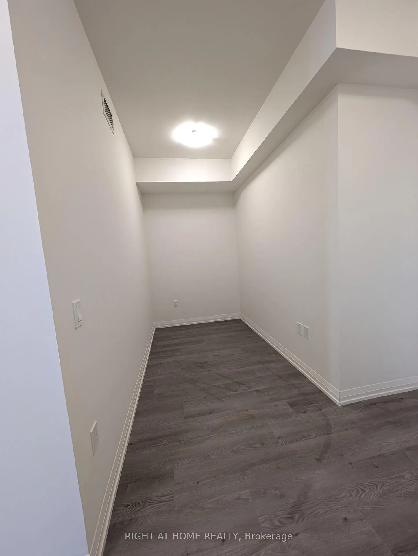 Photo 15 of Unit 408, 8960 Jane Street, Vaughan, Vellore Village — HOMEH