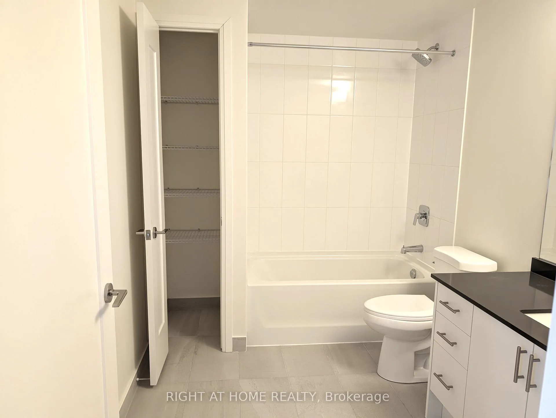 Photo 21 of Unit 408, 8960 Jane Street, Vaughan, Vellore Village — HOMEH