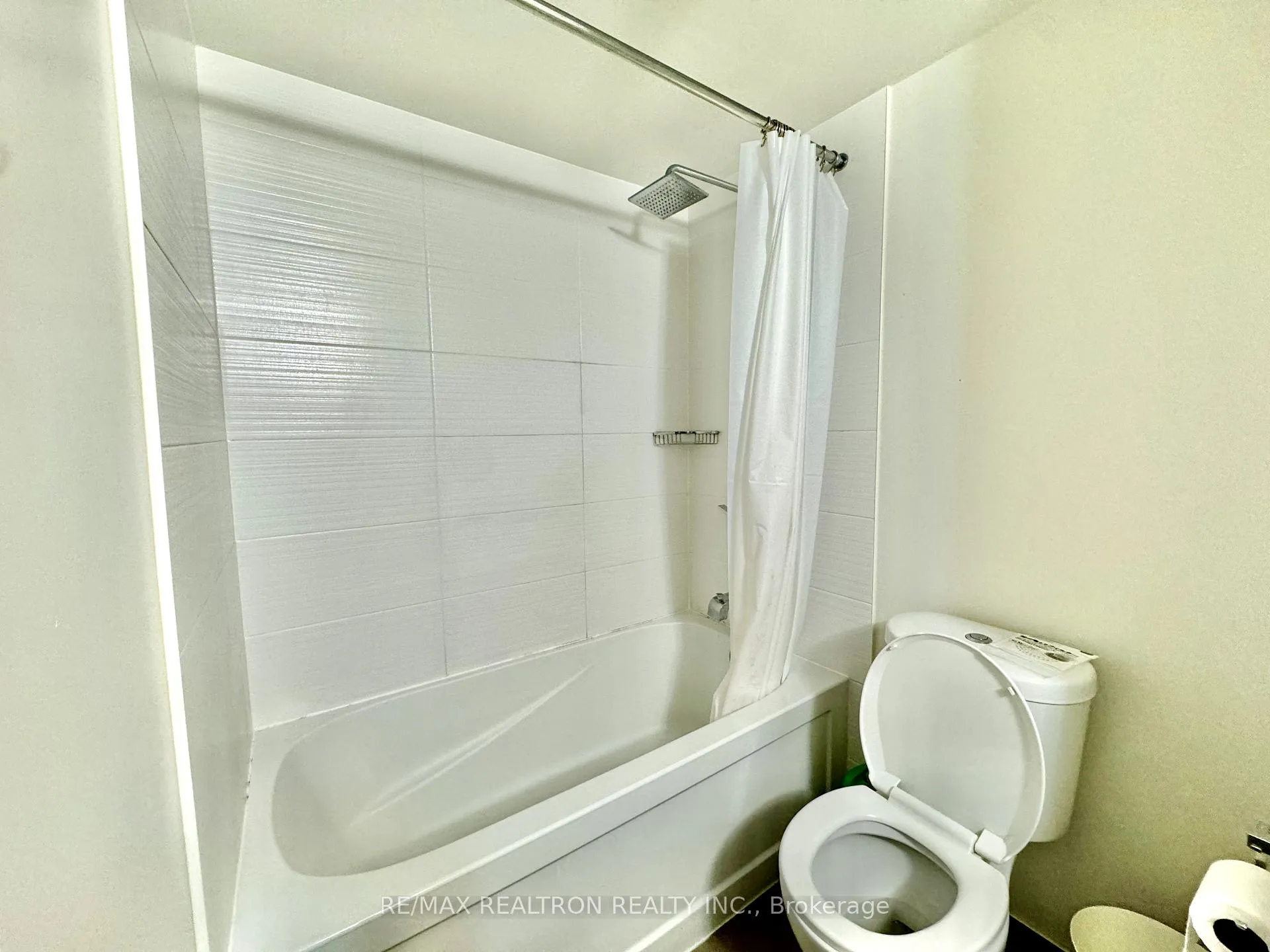 Photo 12 of Unit 722, 8200 Birchmount Road, Markham, Unionville — HOMEH